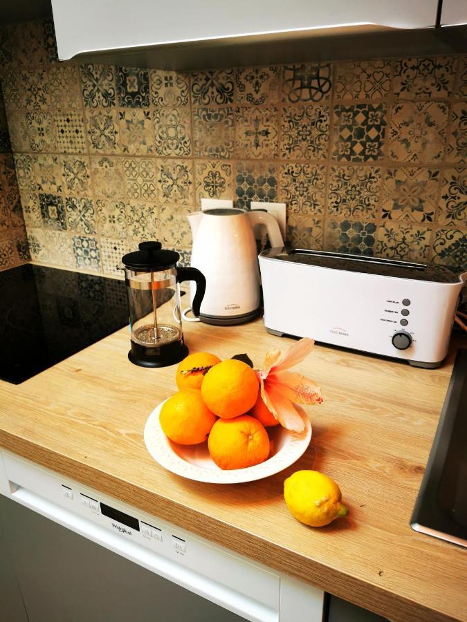 Charming Portuguese Style Apartment, For Rent "Vida A Portuguesa", "Amendoa Or Limao" Alojamento Local Portimao Ngoại thất bức ảnh